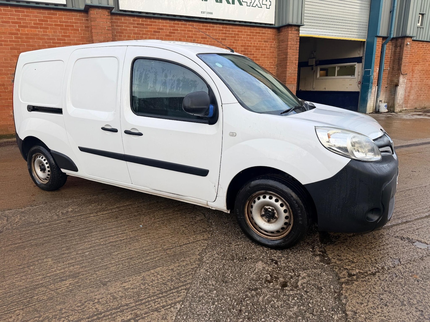 Used Renault Kangoo Maxi 2014 for sale - 76832904: Photo 4