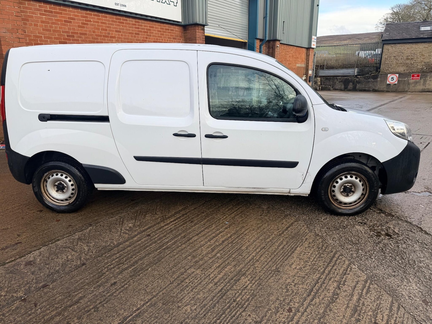 Used Renault Kangoo Maxi 2014 for sale - 76832904: Photo 5