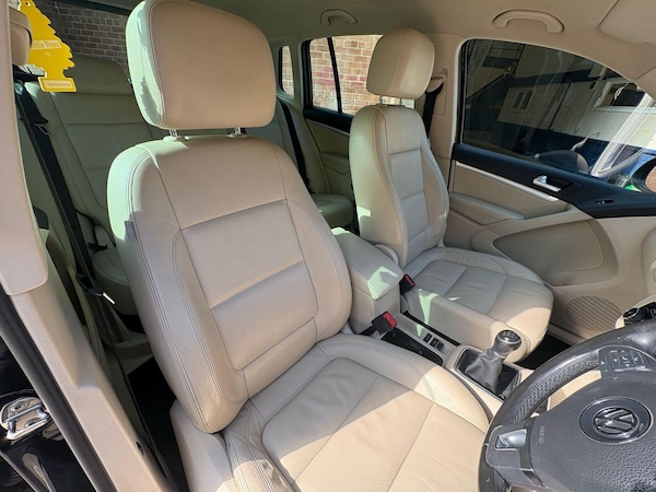 Used Volkswagen Tiguan 2016 for sale - 76158525: Photo 11