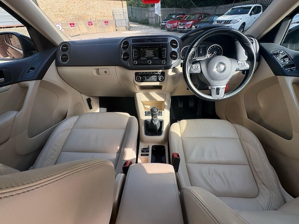 Used Volkswagen Tiguan 2016 for sale - 76158525: Photo 23