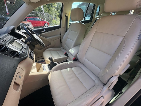 Used Volkswagen Tiguan 2016 for sale - 76158525: Photo 26