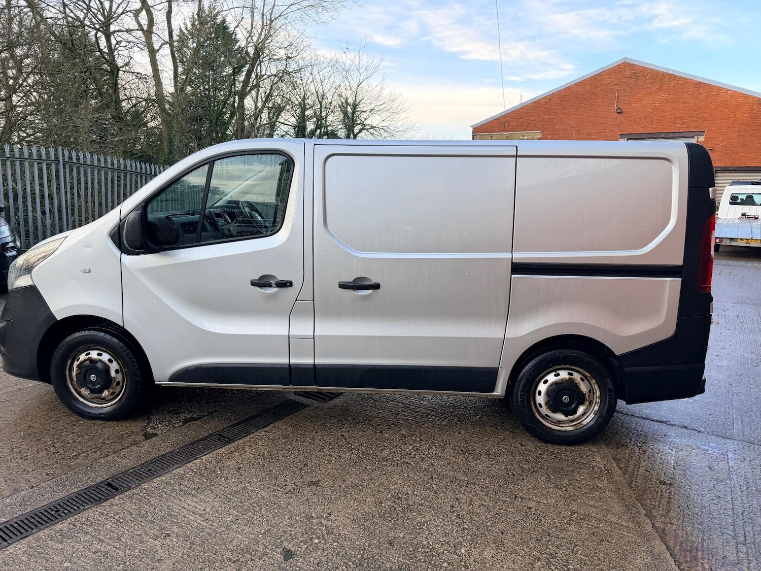 Used Vauxhall Vivaro 2018 for sale - 77029612: Photo 10