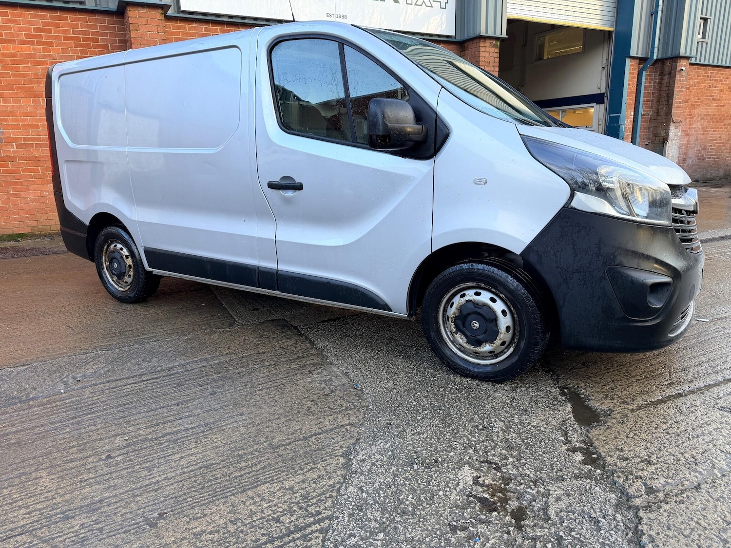 Used Vauxhall Vivaro 2018 for sale - 77029612: Photo 19