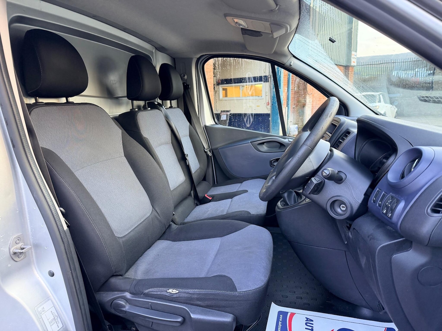 Used Vauxhall Vivaro 2018 for sale - 77029612: Photo 25