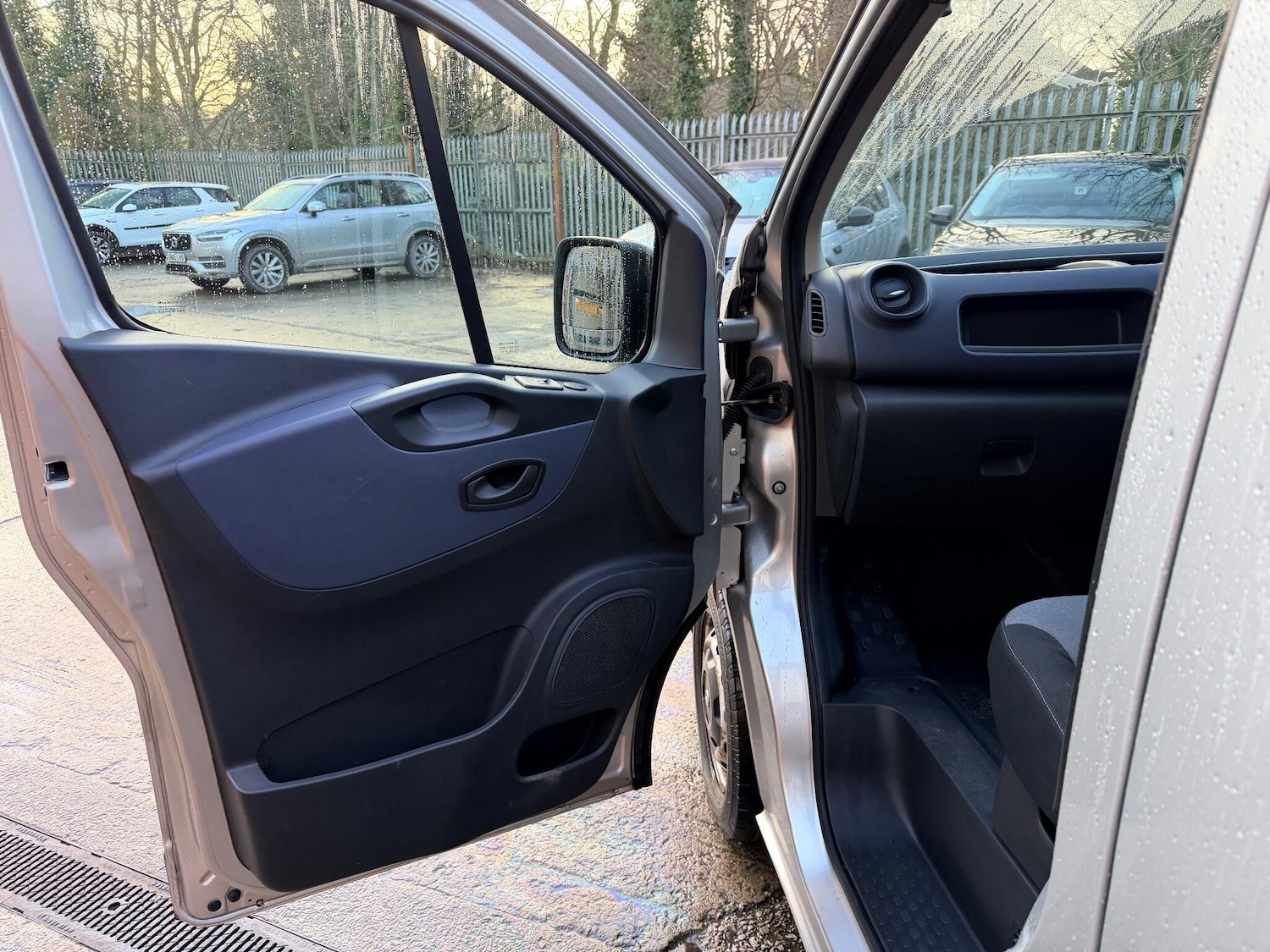 Used Vauxhall Vivaro 2018 for sale - 77029612: Photo 44