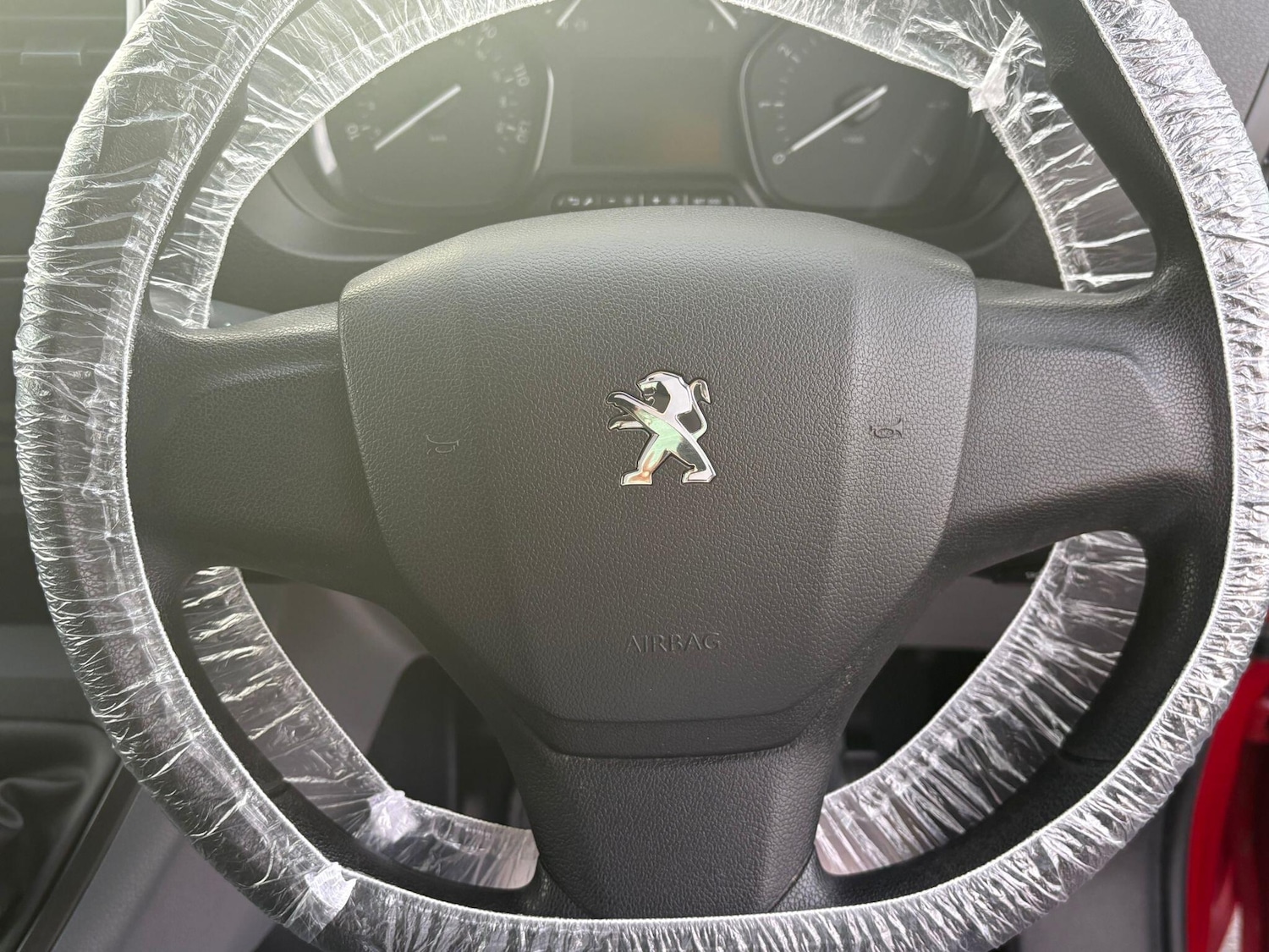 Used Peugeot Expert 2021 for sale - 77215336: Photo 42