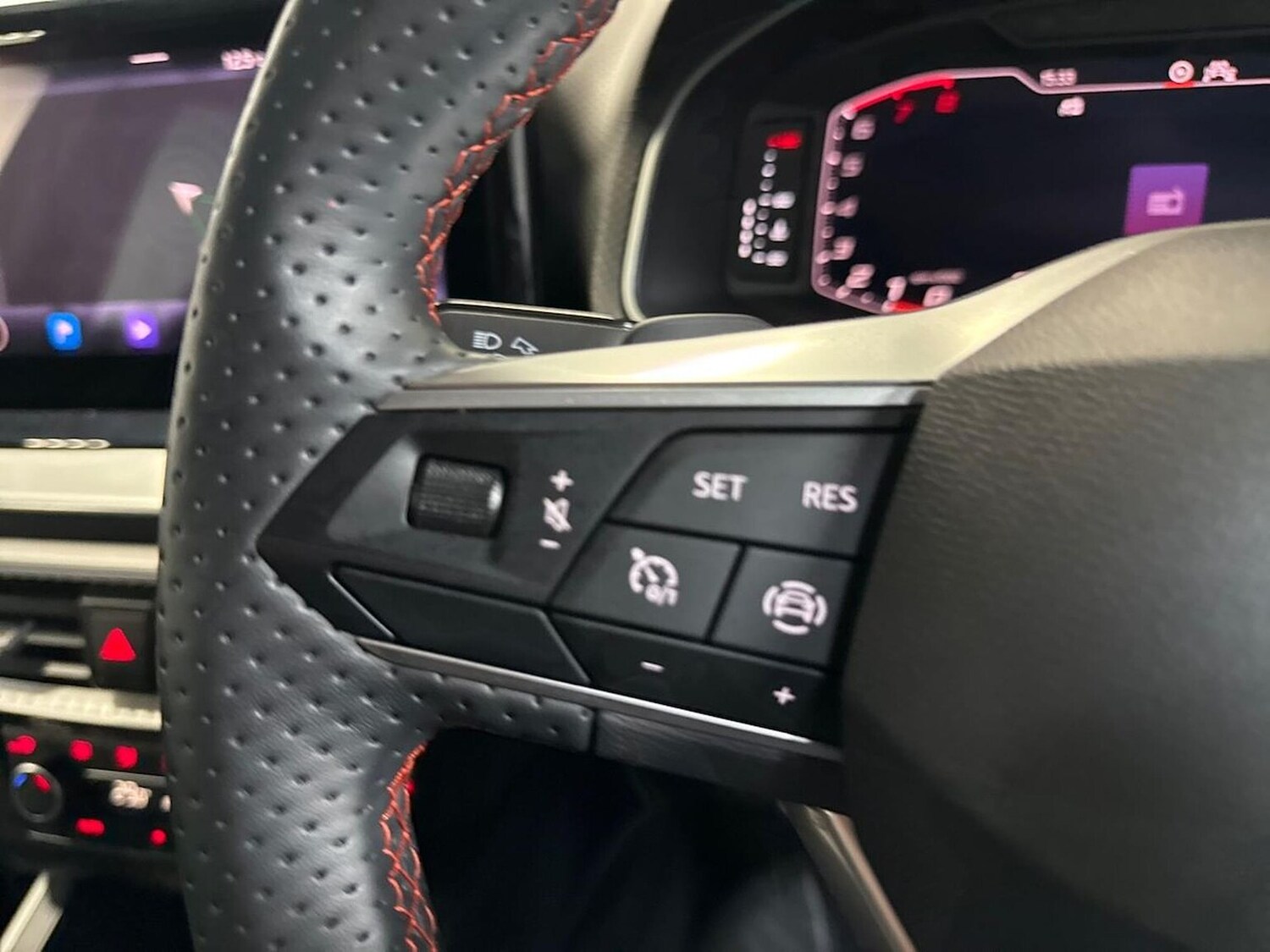 Used SEAT Arona 2024 for sale - 76365041: Photo 24