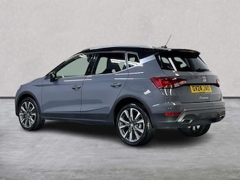 Used SEAT Arona 2024 for sale - 76365041: Photo