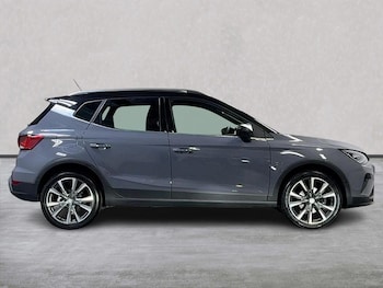 Used SEAT Arona 2024 for sale - 76365041: Photo