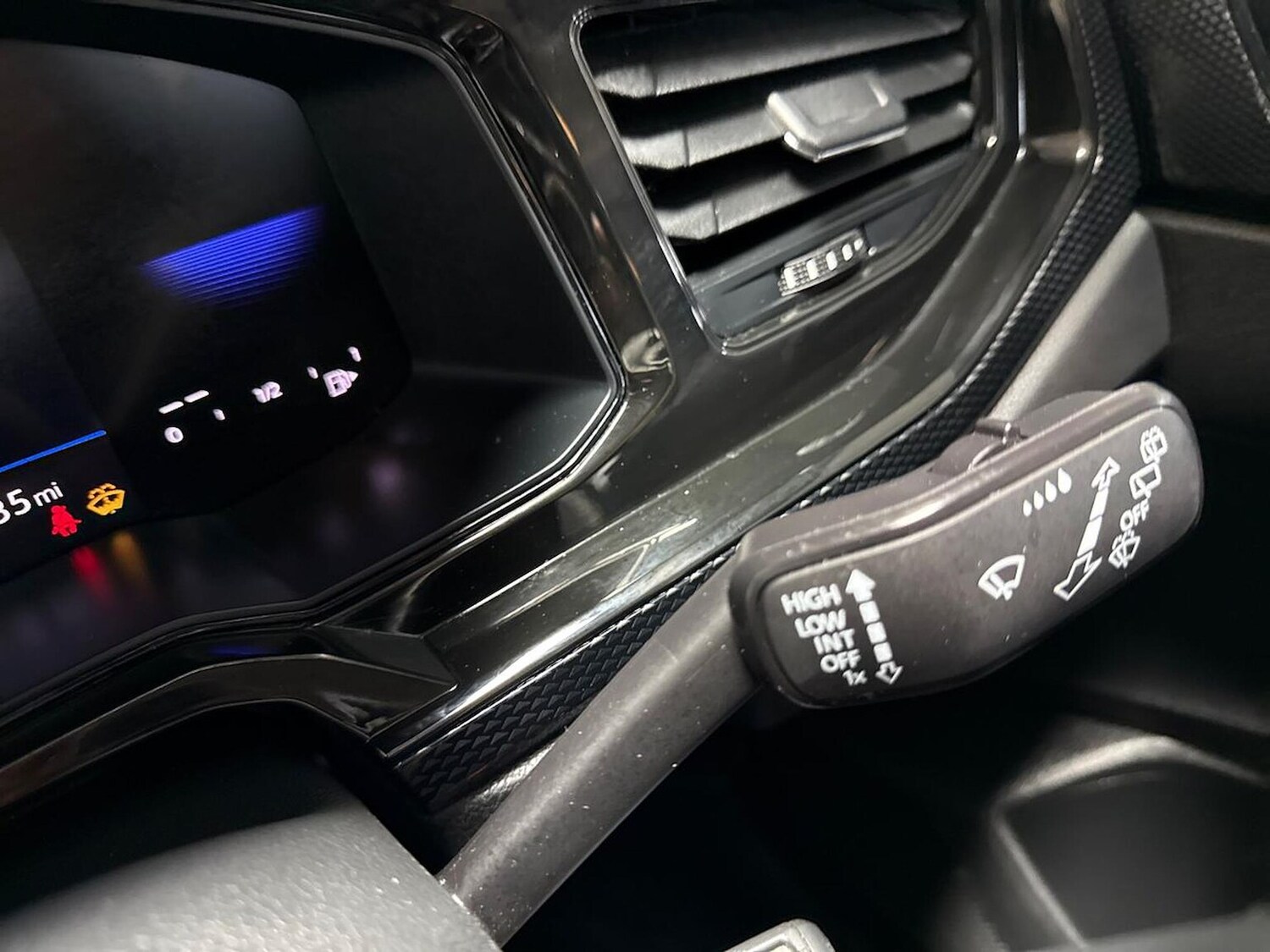 Used Volkswagen Taigo 2025 for sale - 78193446: Photo 30