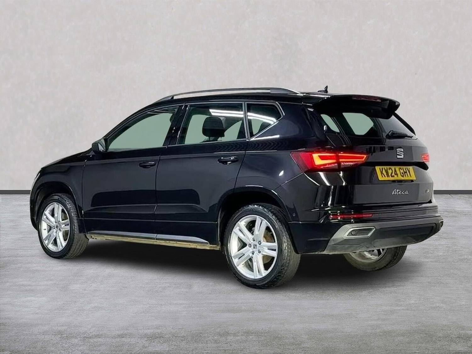 Used SEAT Ateca 2024 for sale - 76979869: Photo 2