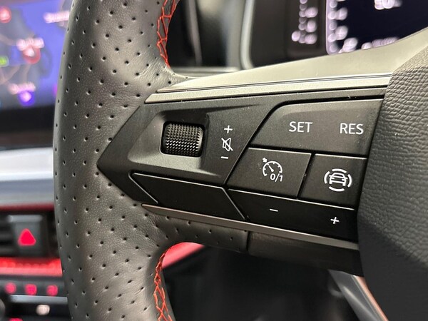 Used SEAT Arona 2024 for sale - 75524339: Photo 24