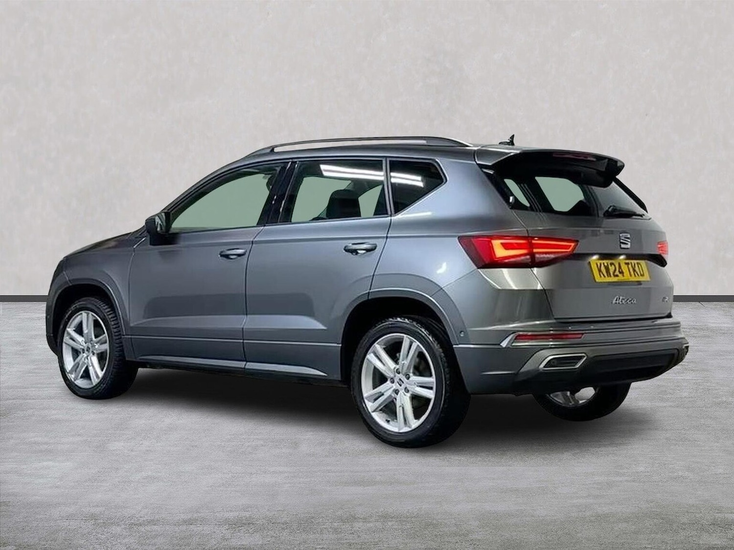 Used SEAT Ateca 2024 for sale - 76979866: Photo 2