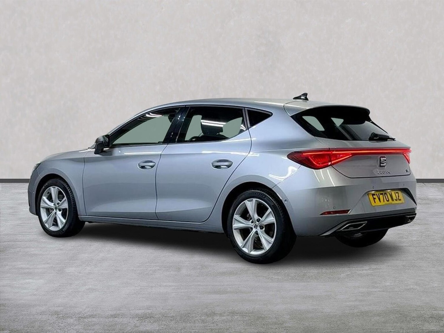 Used SEAT Leon 2021 for sale - 77487438: Photo 2