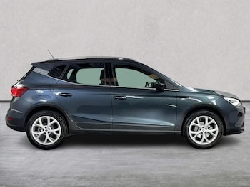 Used SEAT Arona 2023 for sale - 79331723: Photo