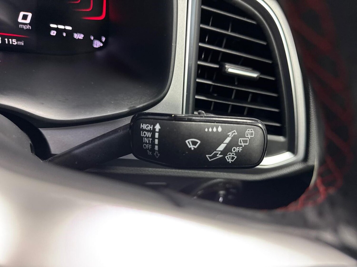 Used SEAT Ateca 2024 for sale - 76114259: Photo 27