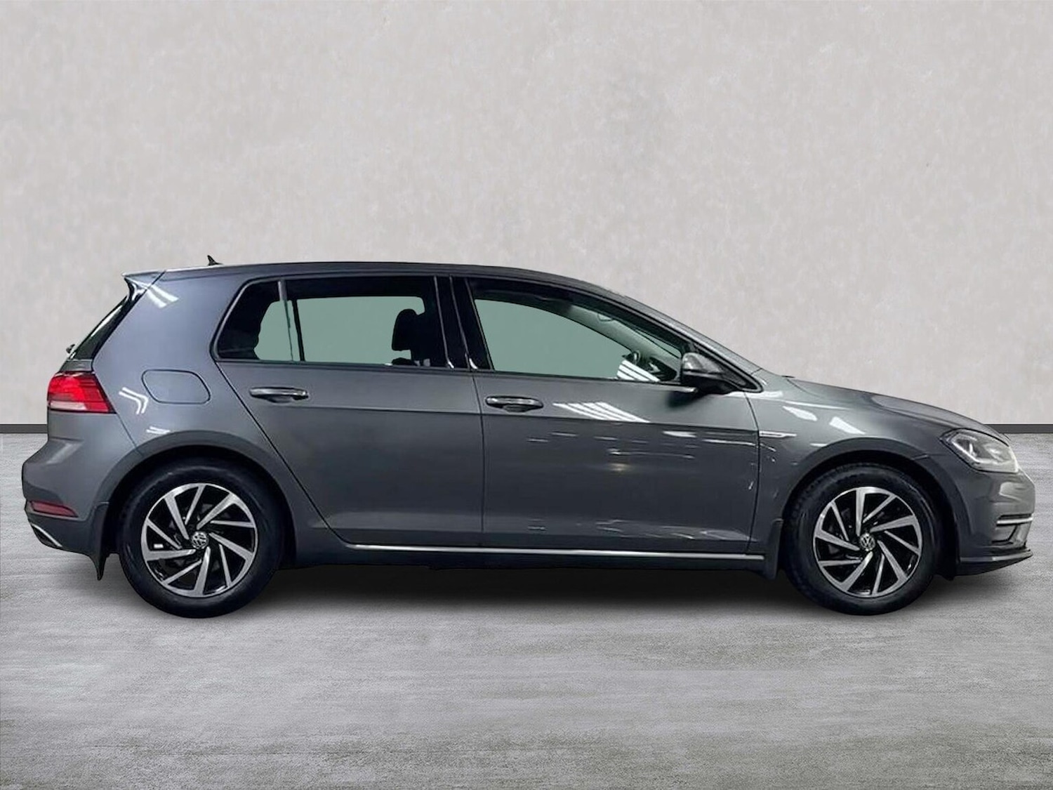 Used Volkswagen Golf 2020 for sale - 77766555: Photo 3