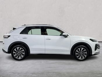 Used Volkswagen T-Roc 2026 for sale - 79626511: Photo
