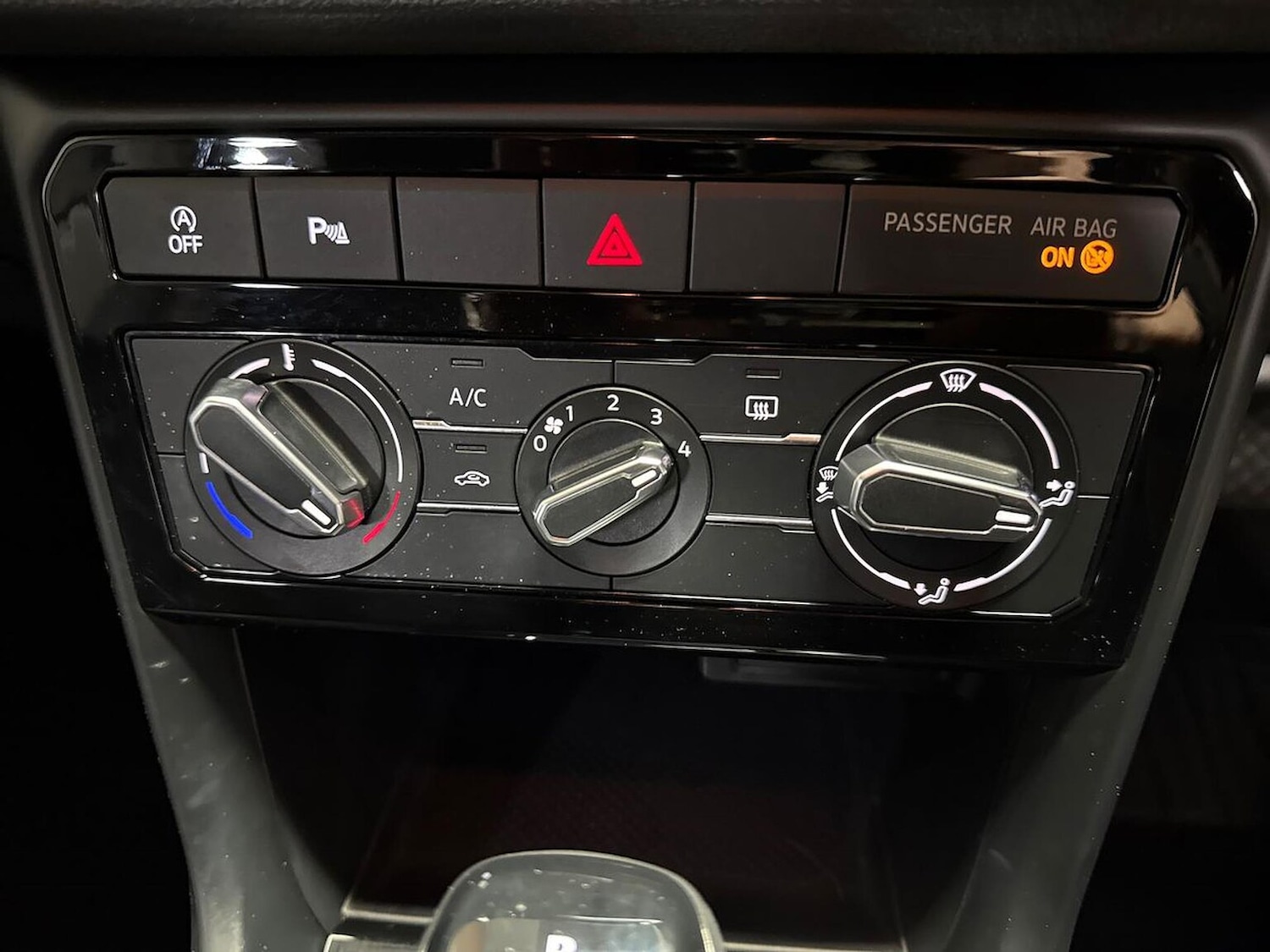 Used Volkswagen T-Cross 2023 for sale - 78193464: Photo 24