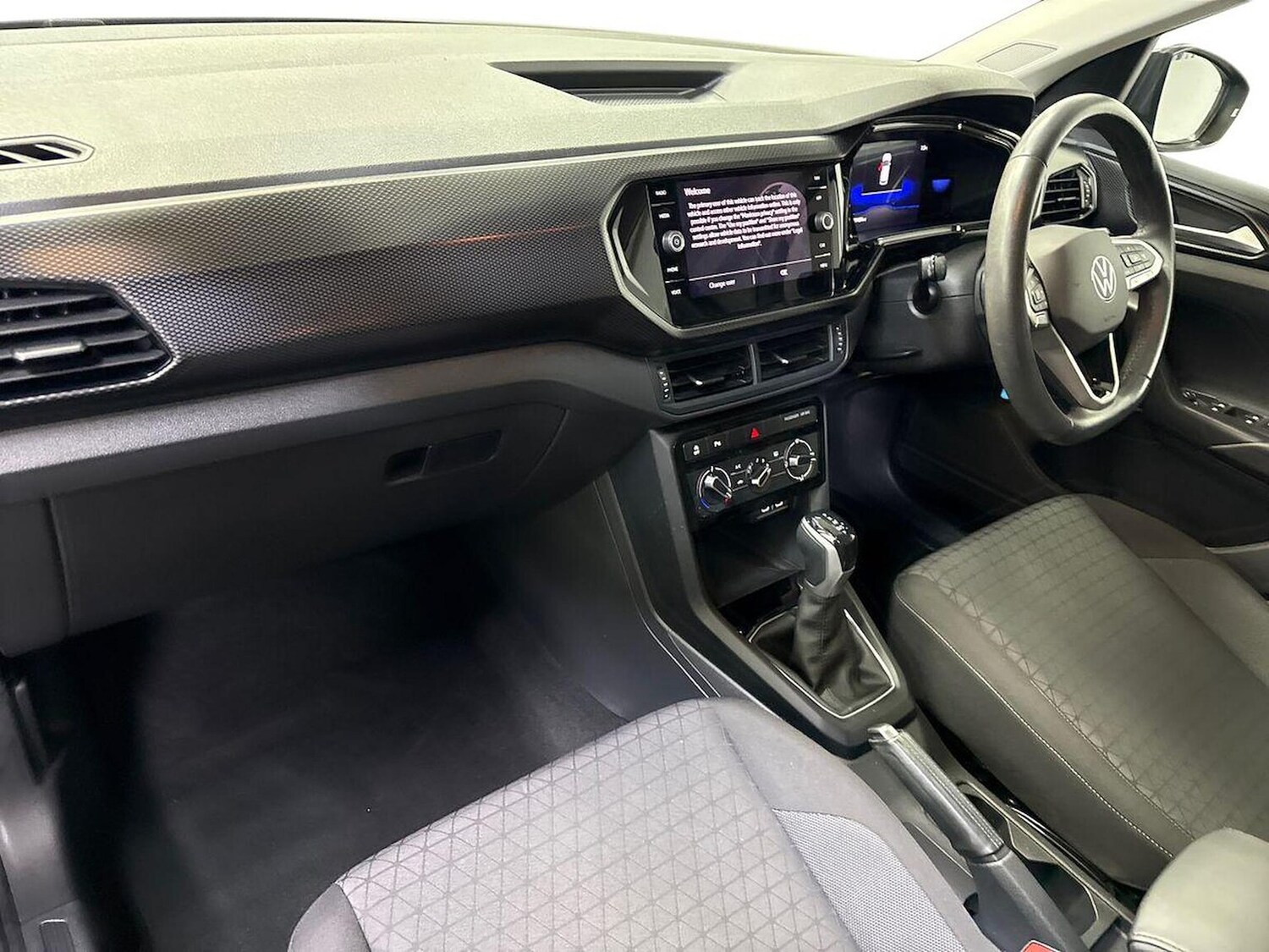 Used Volkswagen T-Cross 2023 for sale - 78193464: Photo 9