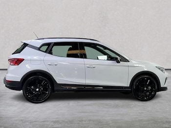 Used SEAT Arona 2025 for sale - 78703614: Photo
