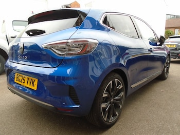 Used Renault Clio 2025 for sale - 79559379: Photo