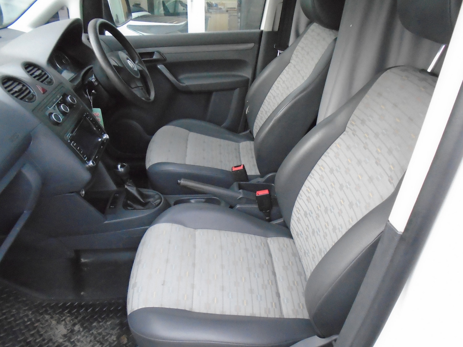 Used Volkswagen Caddy Maxi 2011 for sale - 76860004: Photo 8