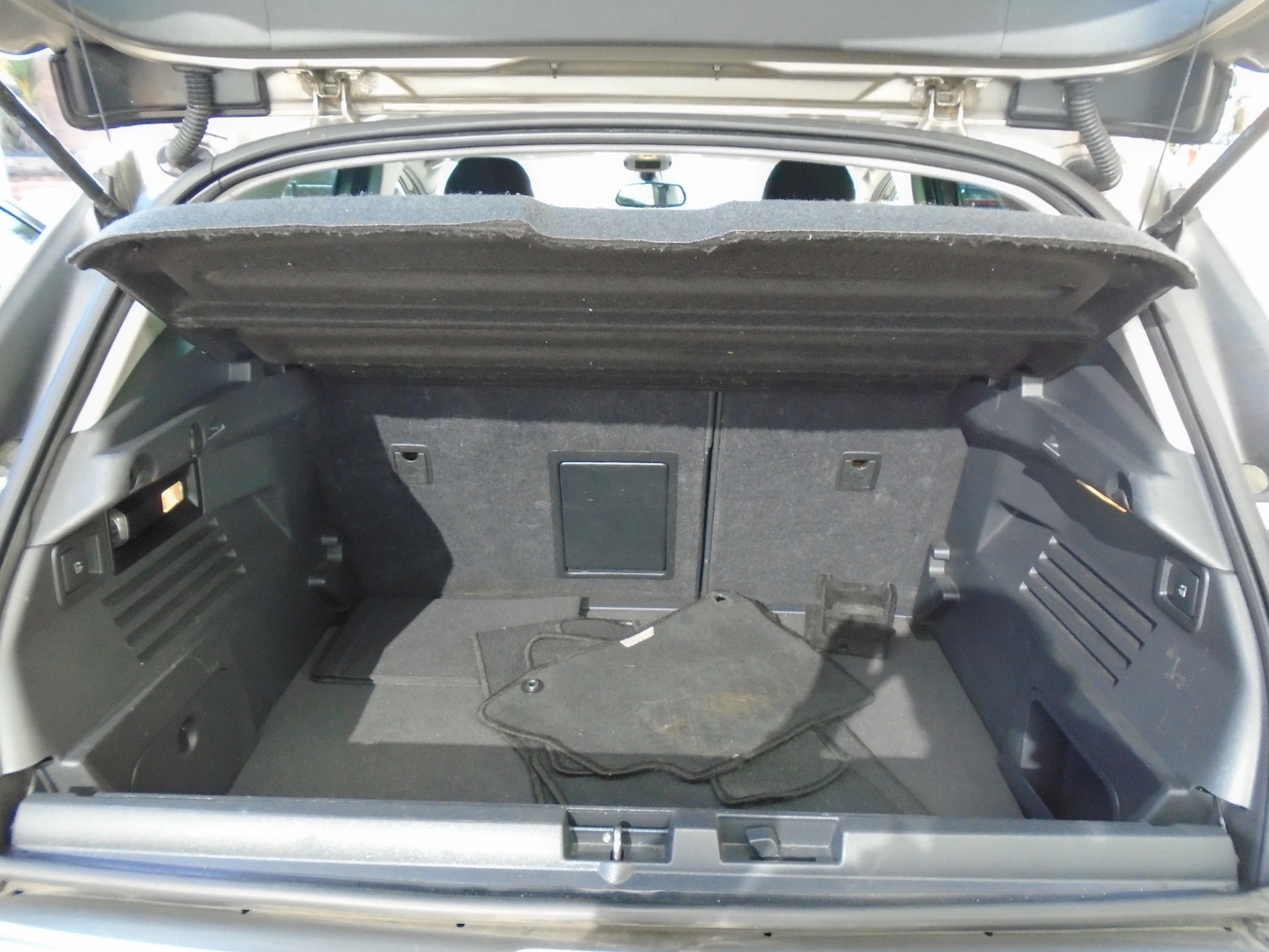 Used Peugeot 3008 2013 for sale - 76101193: Photo 6