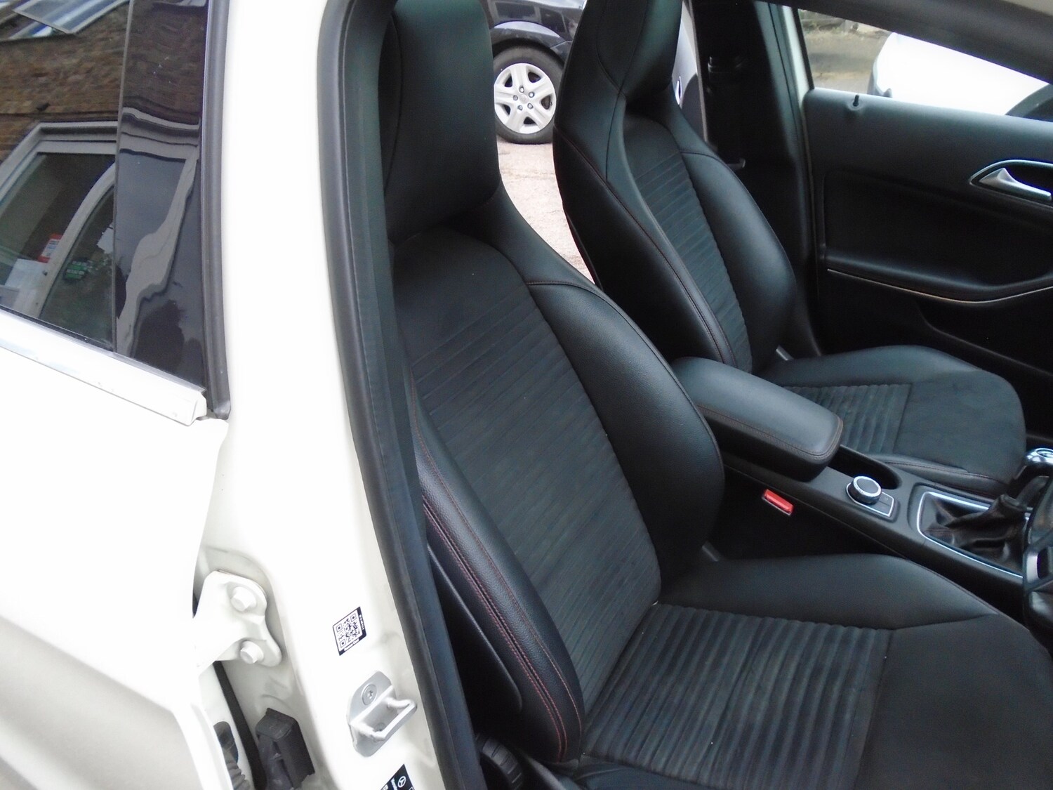 Used Mercedes-Benz A-Class 2014 for sale - 76289684: Photo 10