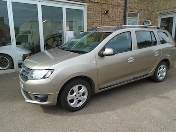 Used Dacia Logan MCV 2015 for sale - 76017291: Photo