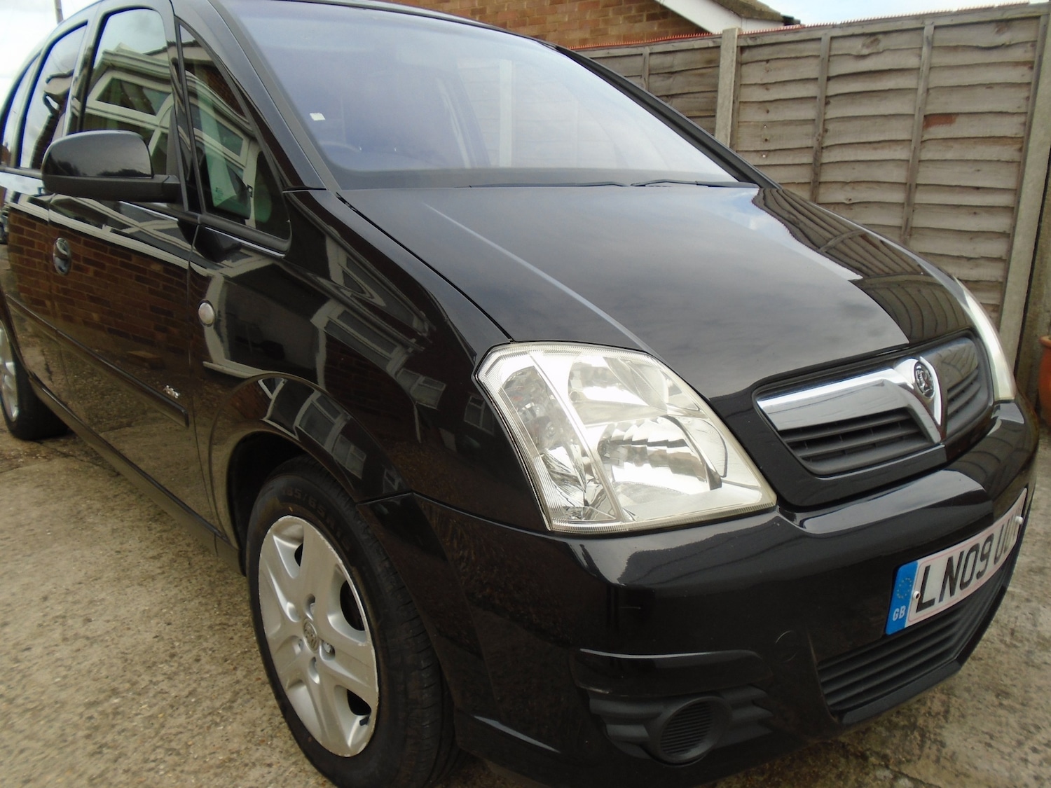 Used Vauxhall Meriva 2009 for sale - 75007260: Photo 2