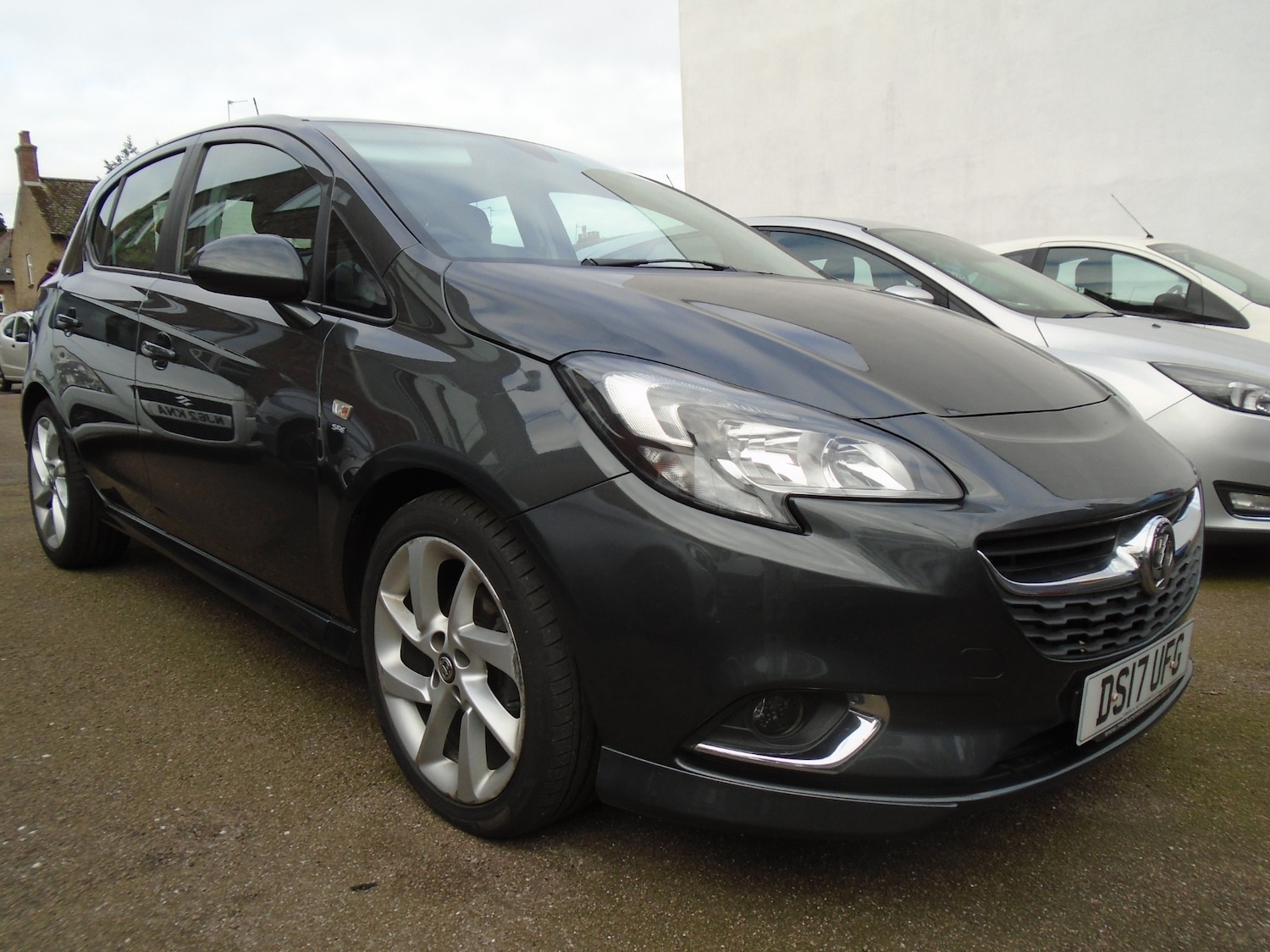 Used Vauxhall Corsa 2017 for sale - 77731142: Photo 2