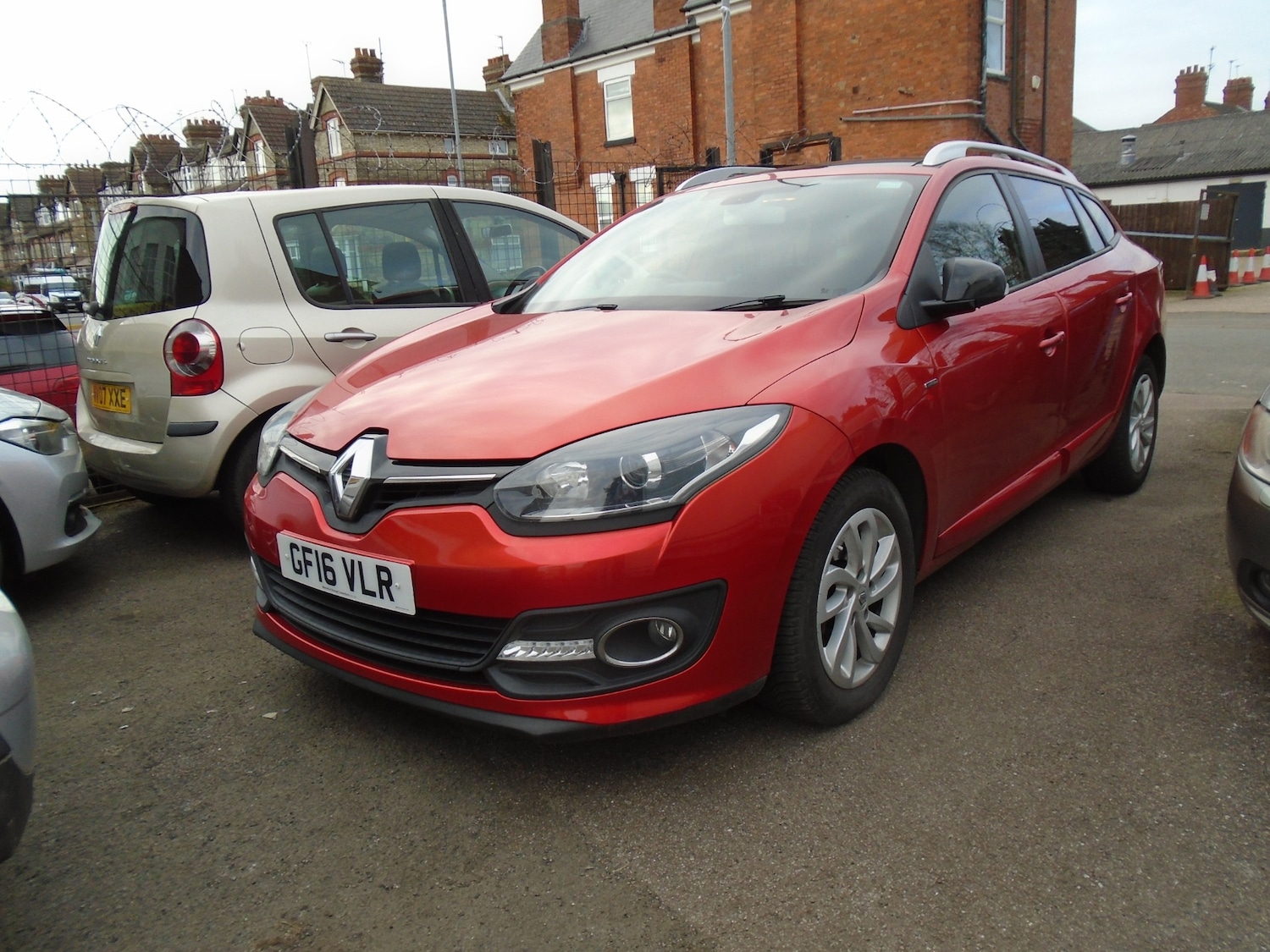 Used Renault Megane 2016 for sale - 77732344: Photo 1