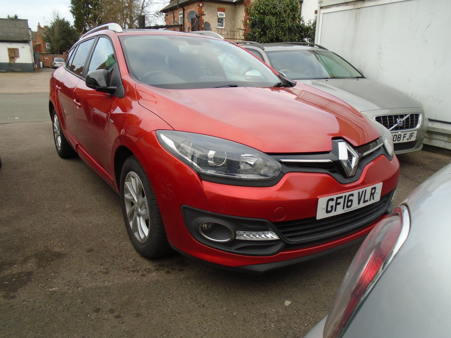 Used Renault Megane 2016 for sale - 77732344: Photo 2