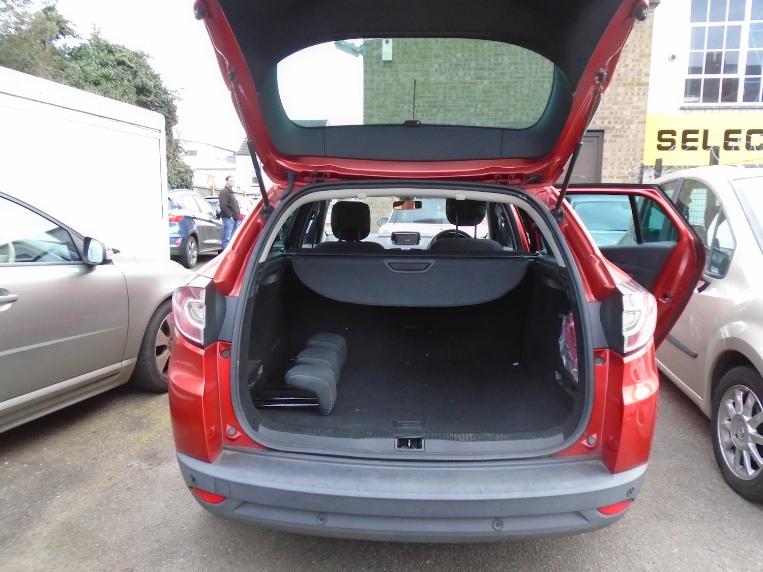 Used Renault Megane 2016 for sale - 77732344: Photo 8