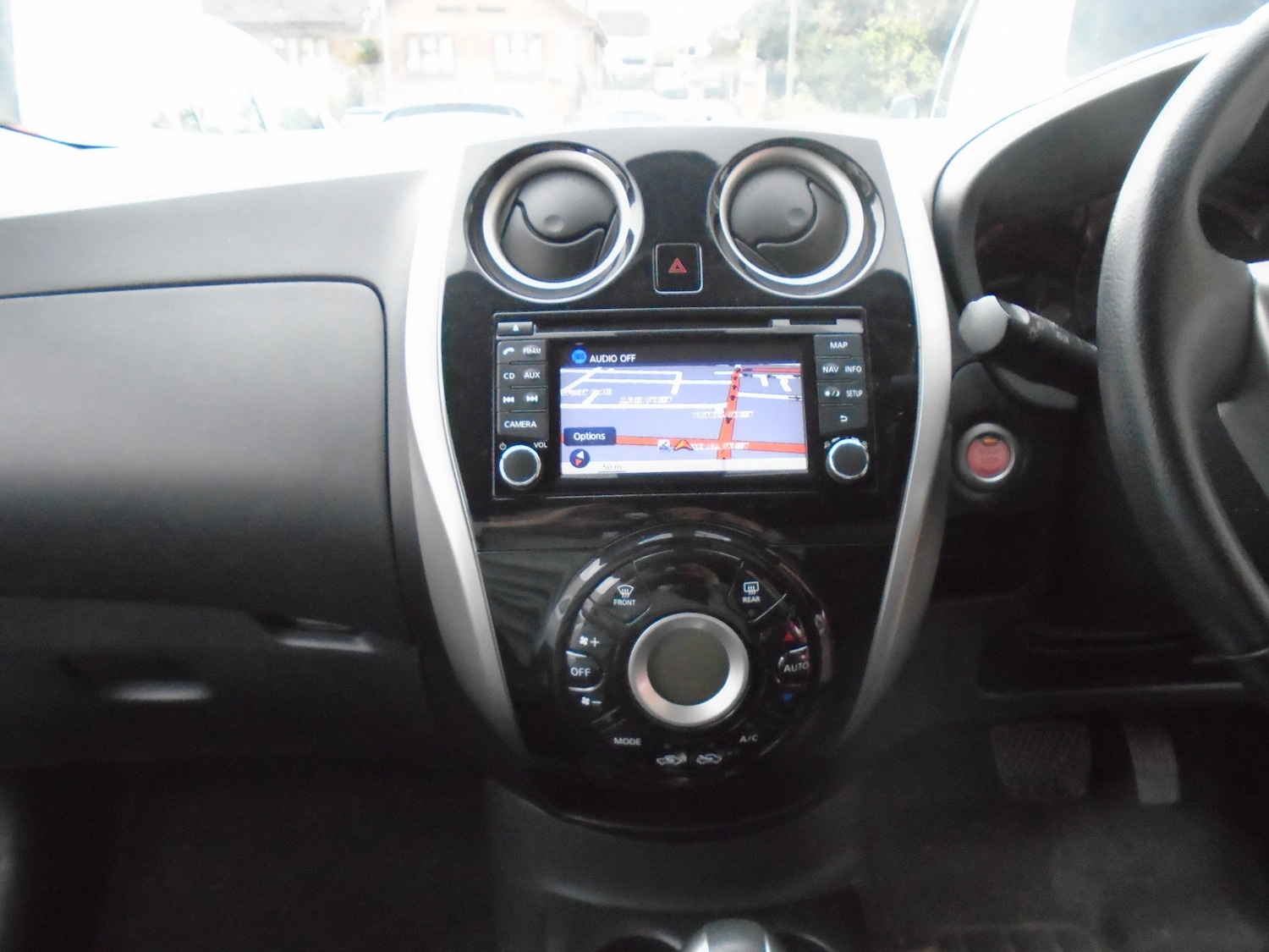 Used Nissan Note 2014 for sale - 76493619: Photo 11