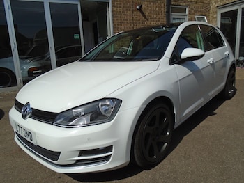 Used Volkswagen Golf 2017 for sale - 79467761: Photo