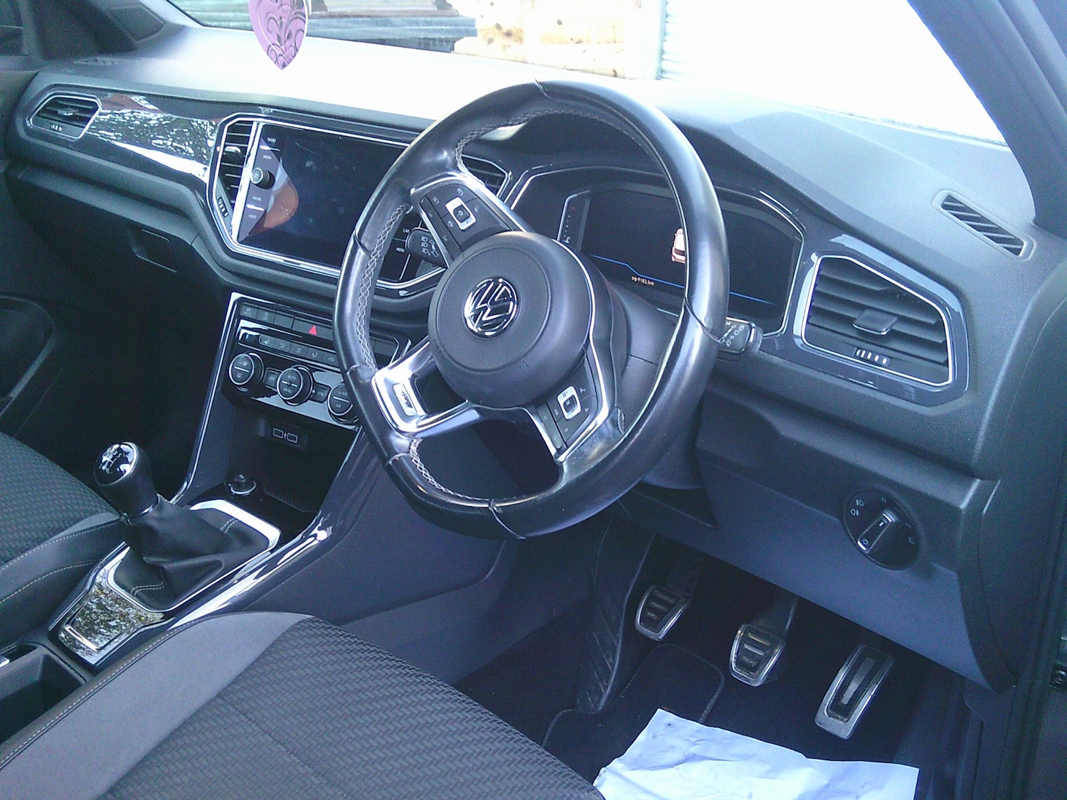 Used Volkswagen T-Roc 2019 for sale - 76643758: Photo 11