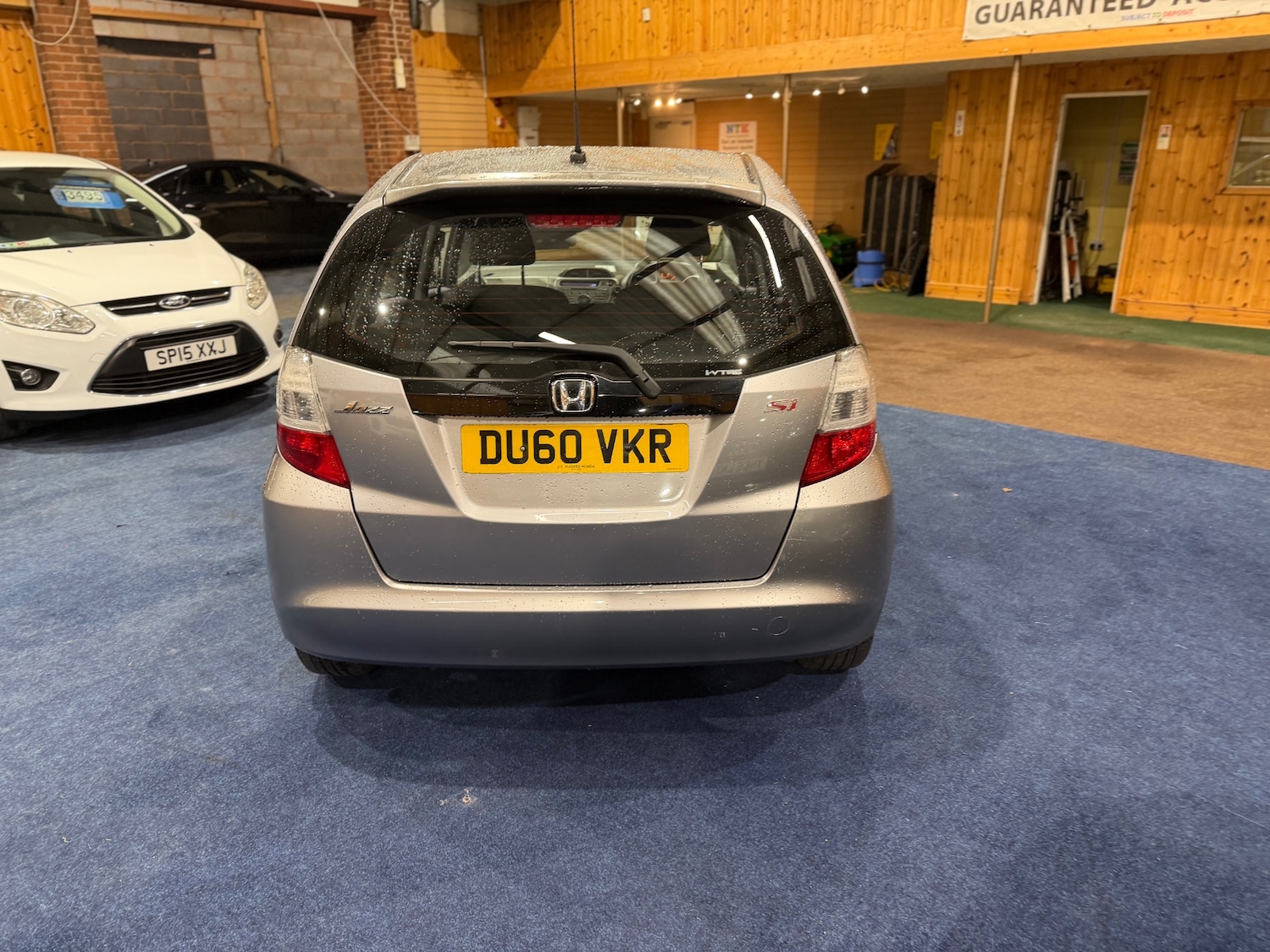 Used Honda Jazz 2010 for sale - 76957050: Photo 5