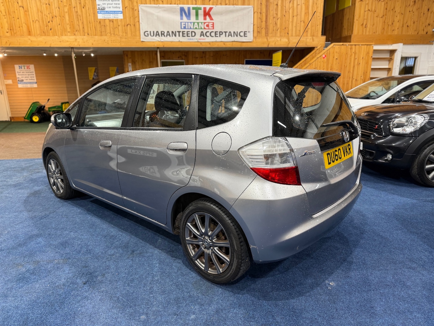 Used Honda Jazz 2010 for sale - 76957050: Photo 6