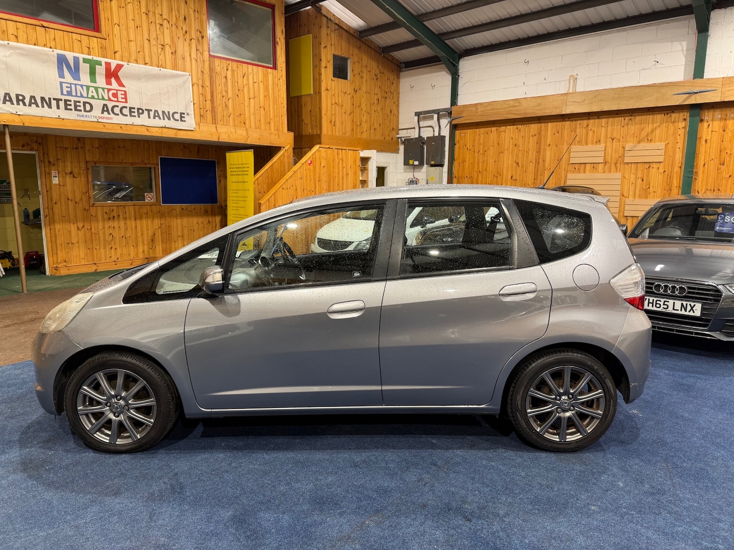 Used Honda Jazz 2010 for sale - 76957050: Photo 7