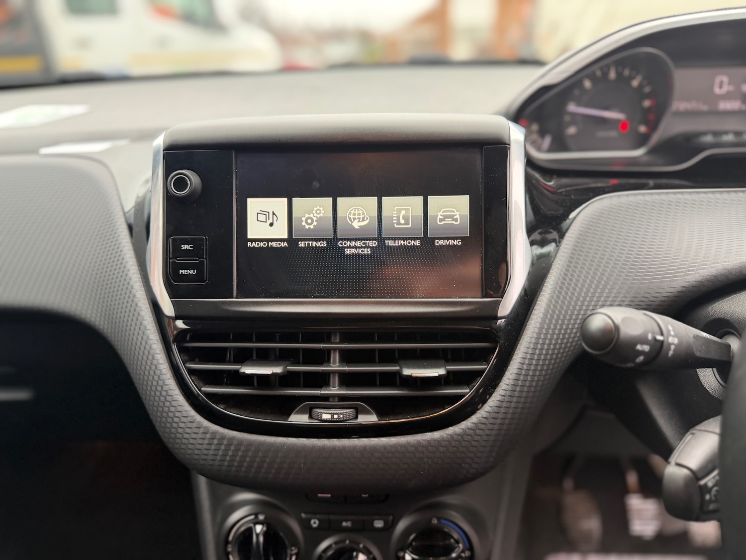 Used Peugeot 208 2016 for sale - 76946306: Photo 14