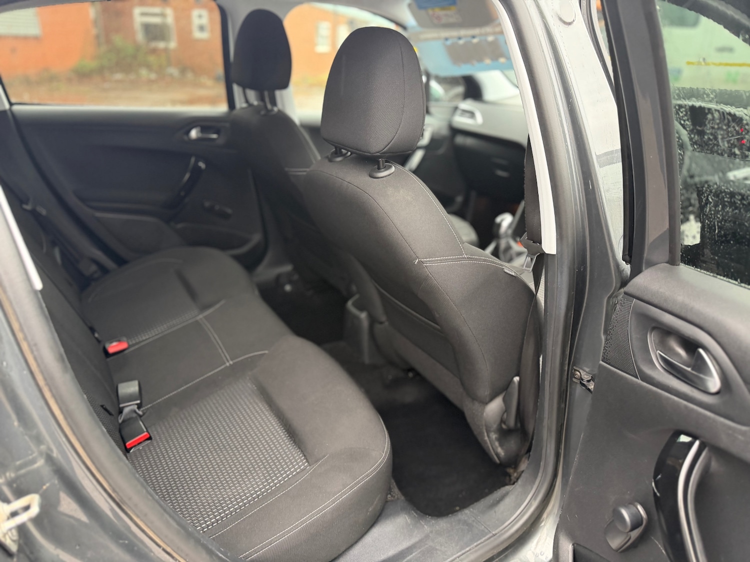 Used Peugeot 208 2016 for sale - 76946306: Photo 16