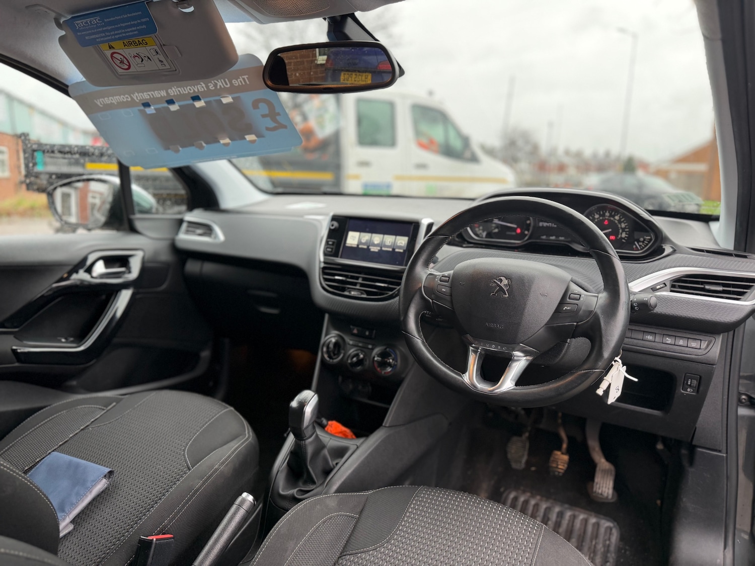 Used Peugeot 208 2016 for sale - 76946306: Photo 18