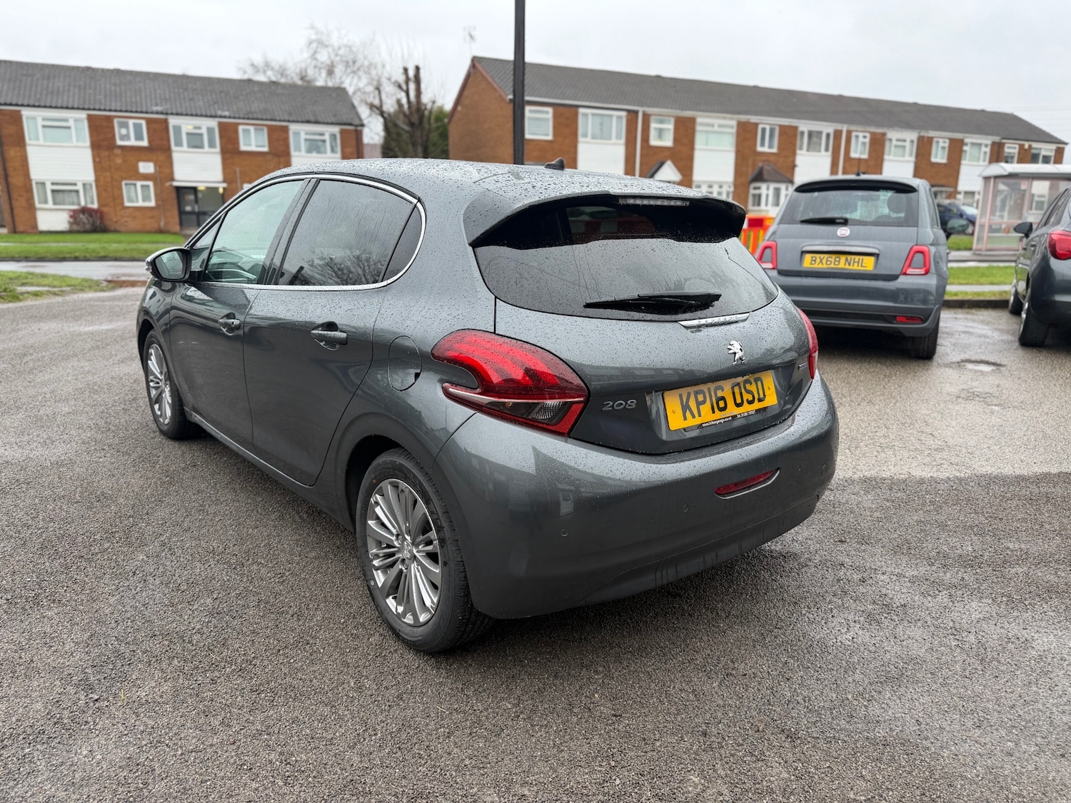 Used Peugeot 208 2016 for sale - 76946306: Photo 5