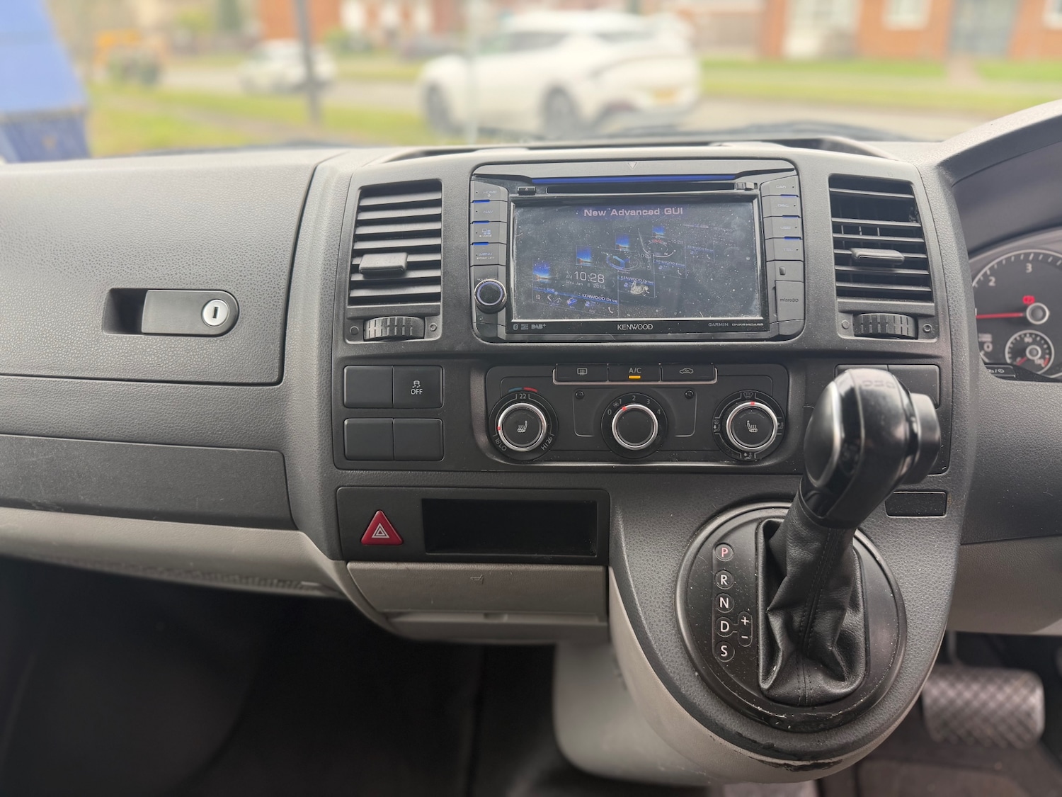 Used Volkswagen Transporter 2013 for sale - 77997612: Photo 17