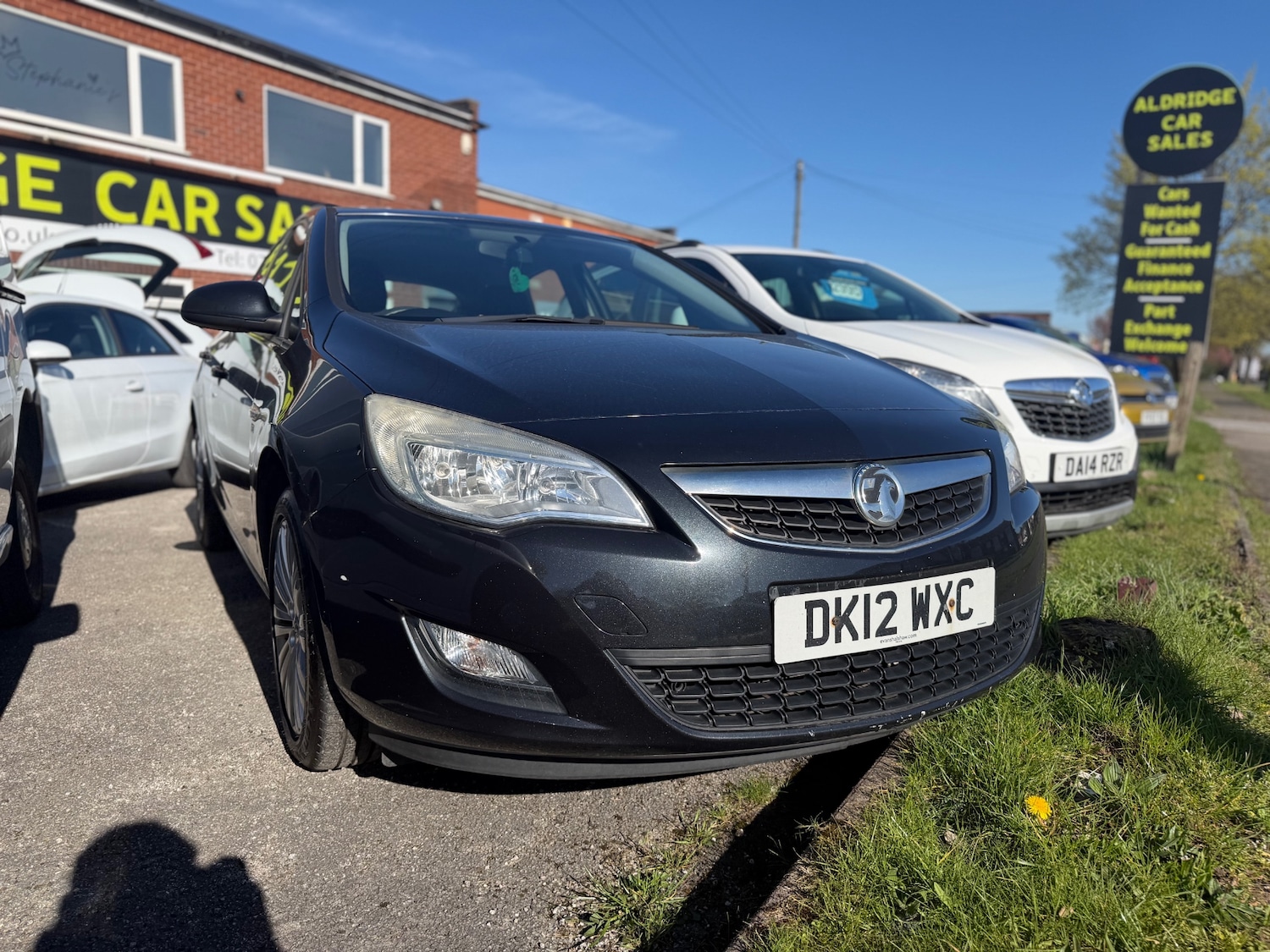Used Vauxhall Astra 2012 for sale - 78162042: Photo 3