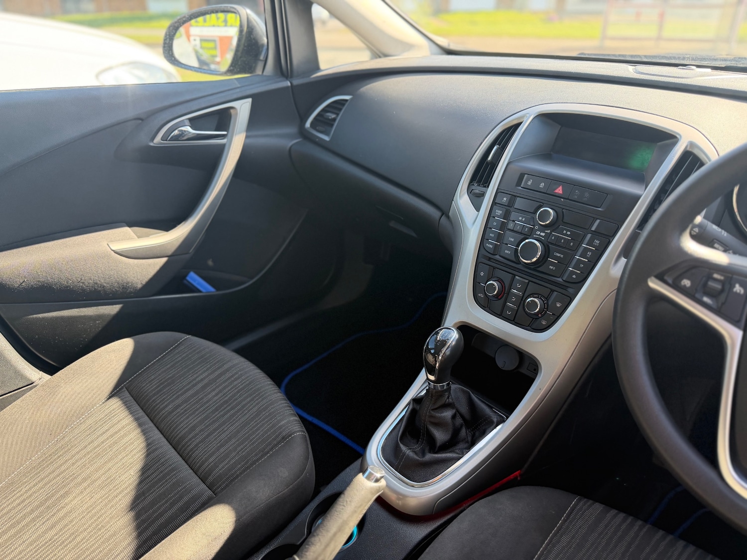 Used Vauxhall Astra 2012 for sale - 78162042: Photo 9