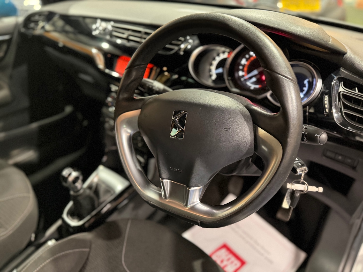 Used Citroen DS3 2015 for sale - 76982707: Photo 15