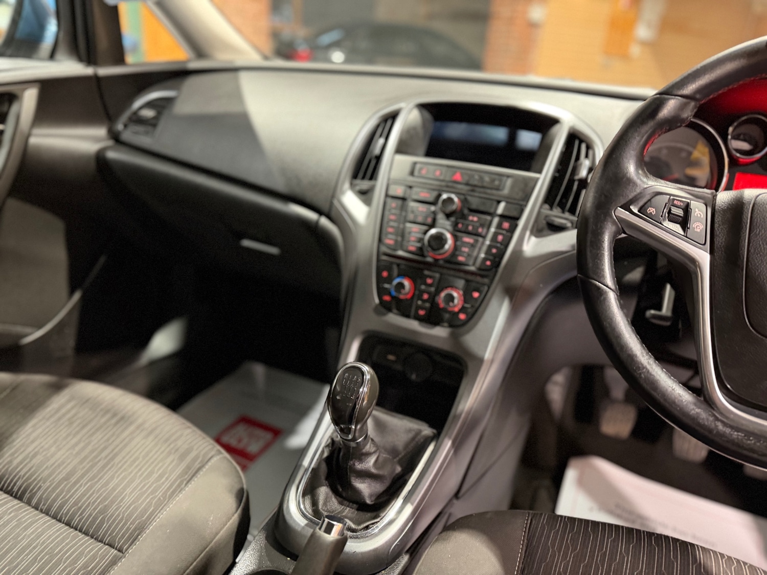 Used Vauxhall Astra 2015 for sale - 77502285: Photo 11